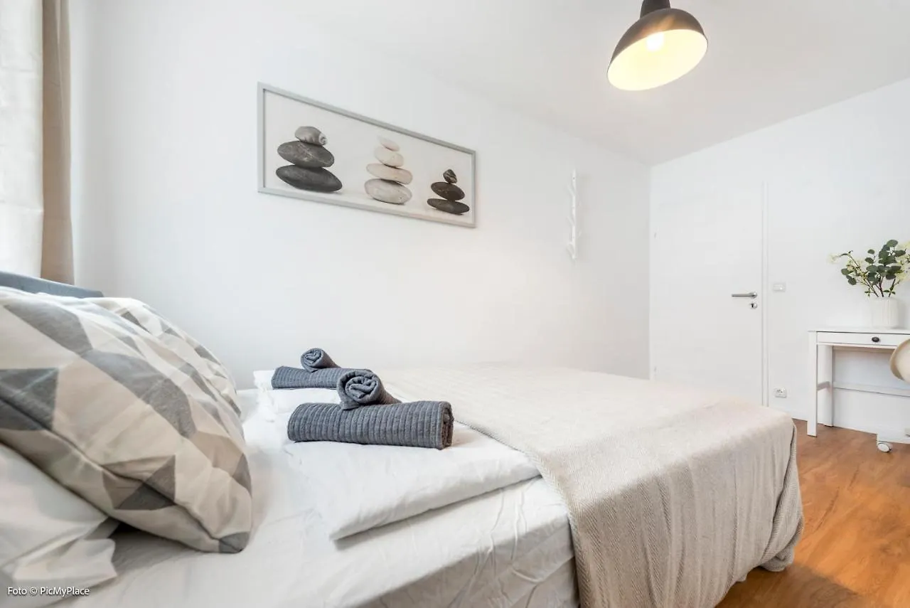 Hostel Central City Lofts Vienna